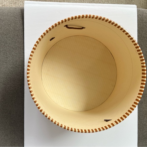 I. Magnin Vintage Hat Box - Picture 3 of 4